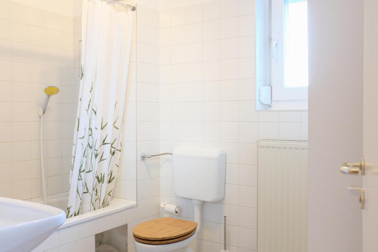 Town House Near Metro & Vienna City Center Екстер'єр фото