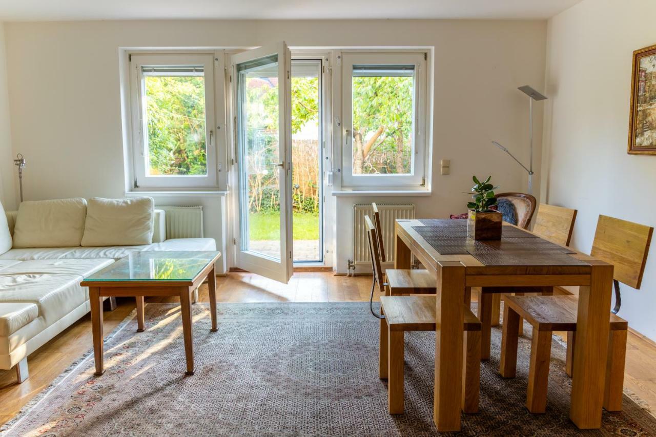 Town House Near Metro & Vienna City Center Екстер'єр фото